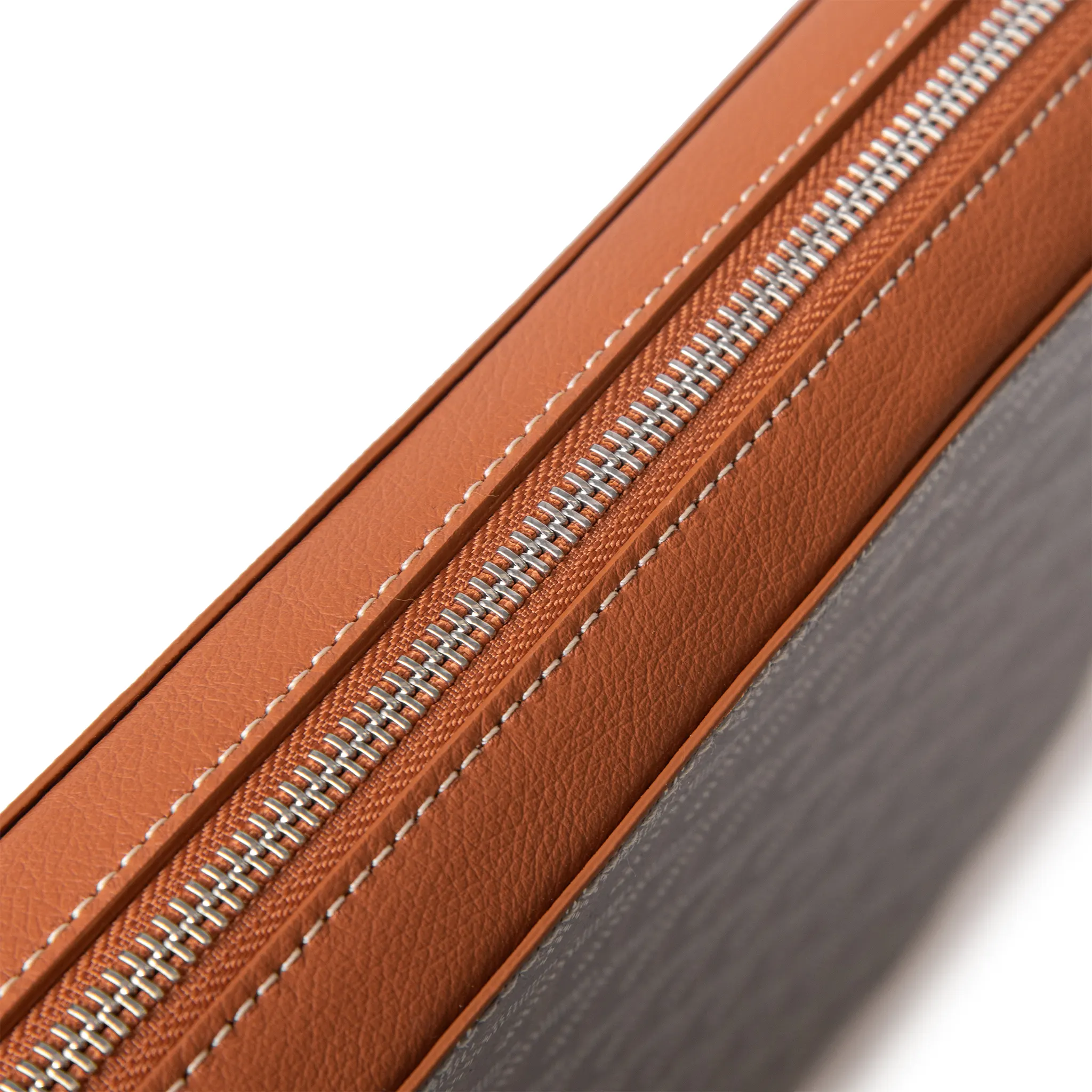 Zipper View of Goyard Compagnon Universel A4